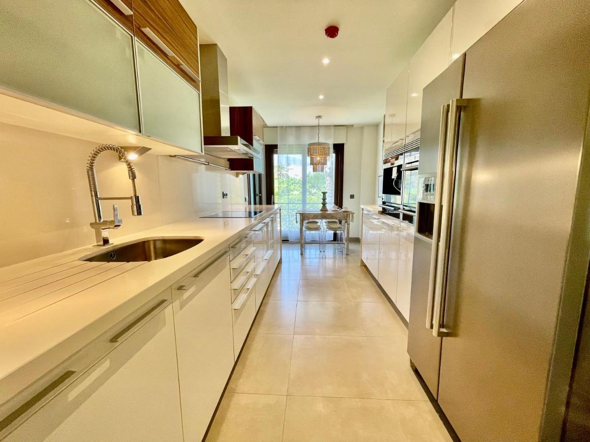 Doncella Beach , Apartamento Con Vistas Al Mar エステポナ エクステリア 写真