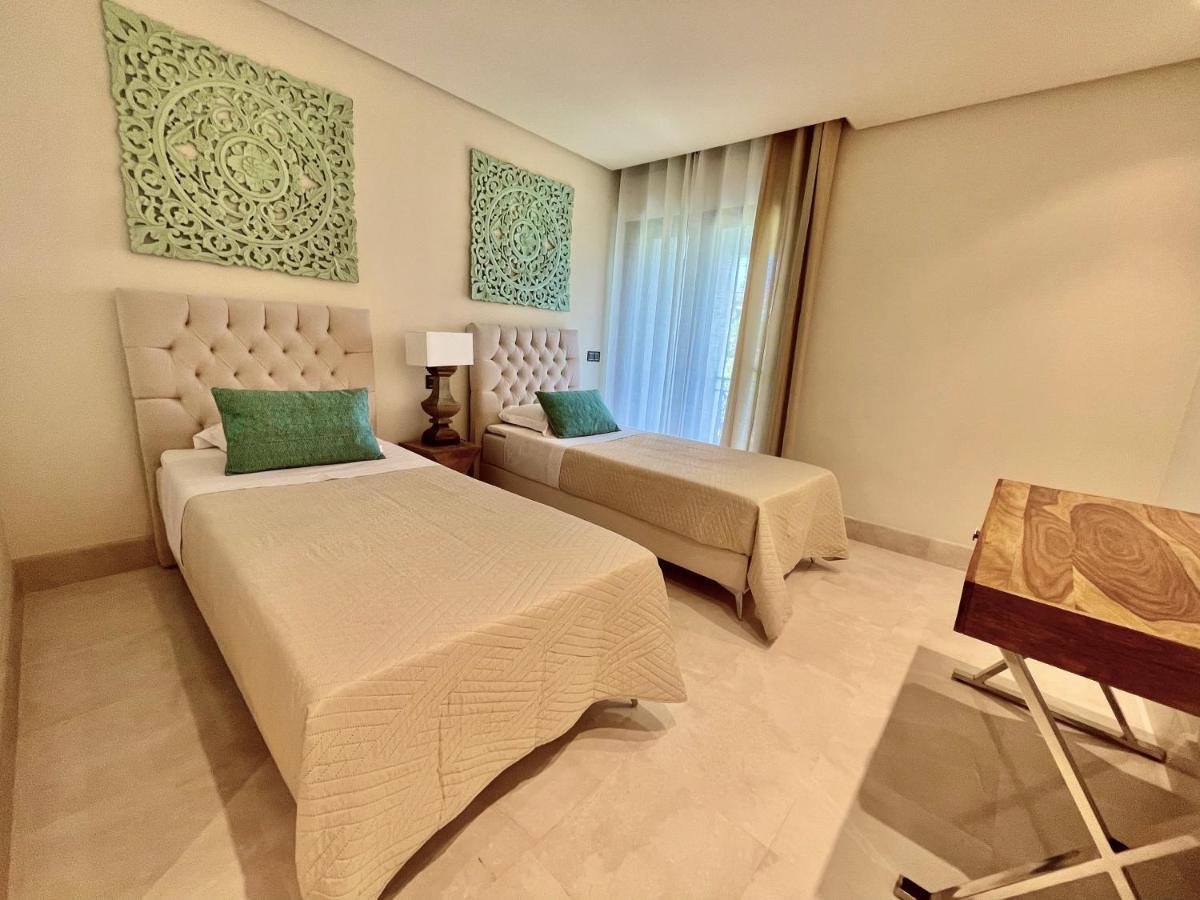 Doncella Beach , Apartamento Con Vistas Al Mar エステポナ エクステリア 写真